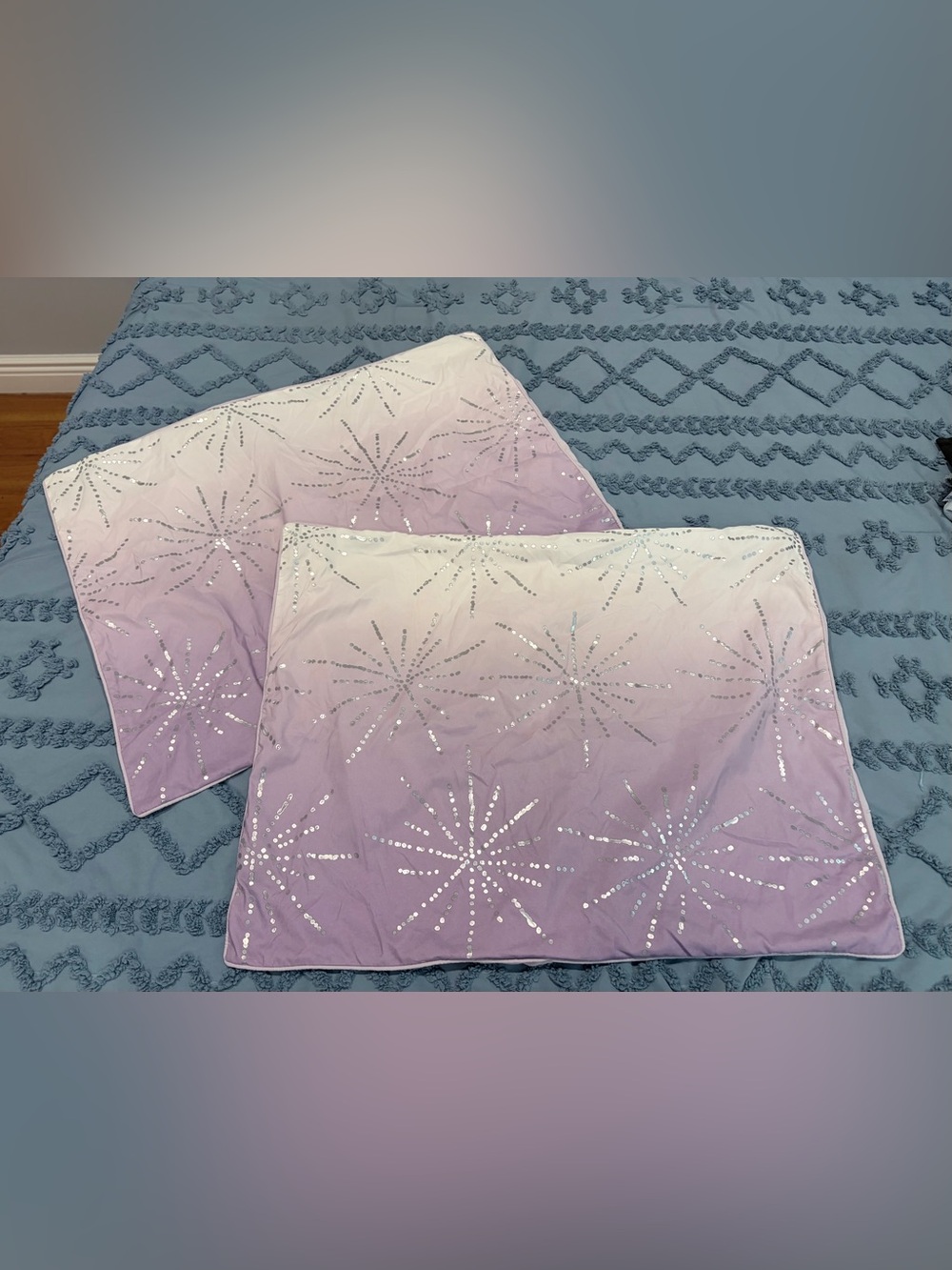 Frank & Lulu Set of 2 Purple Ombre Sequin Decorative Throw Pillow Covers
